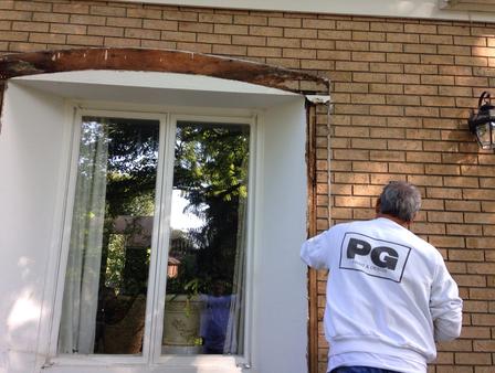 exterior painting of window by painters in Ottawa PG PAINT & DESIGN